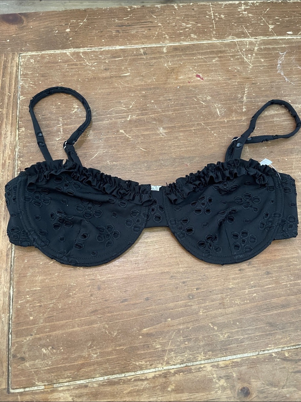 Ruffled Eyelet Underwire Bikini Top in Black